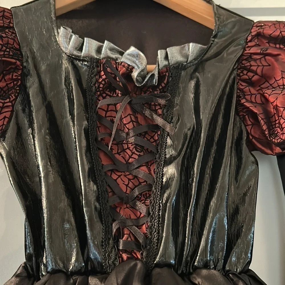 Little Miss Vampire costume size med Halloween party gothic Adams family style